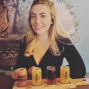 Meet your Posher, Kayla